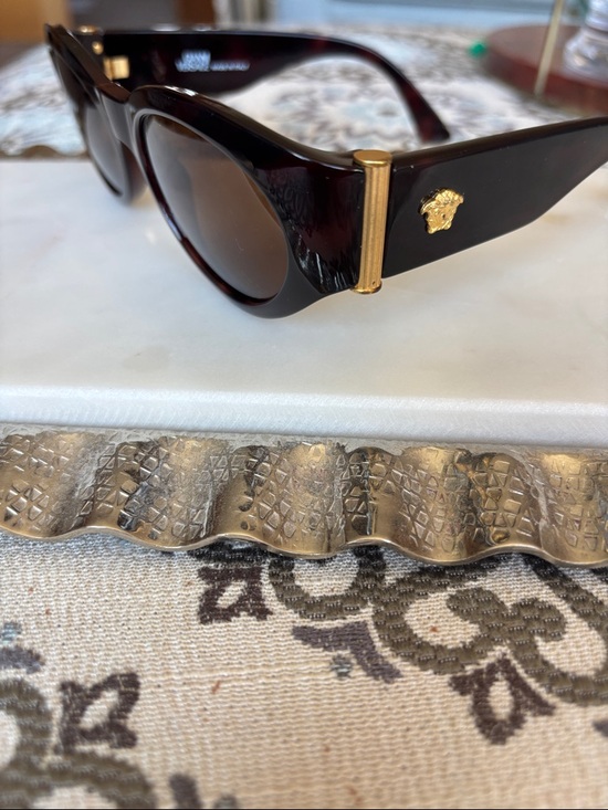 Gianni Versace 617 vintage sunglasses brown main image 11